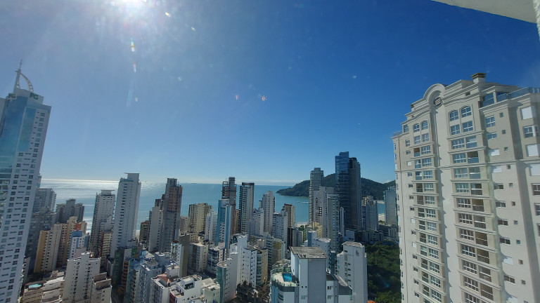 Imagem Apartamento com 3 Quartos à Venda, 139 m² em Centro - Balneário Camboriú Imagem Apartamento com 3 Quartos à Venda, 139 m² em Centro - Balneário Camboriú