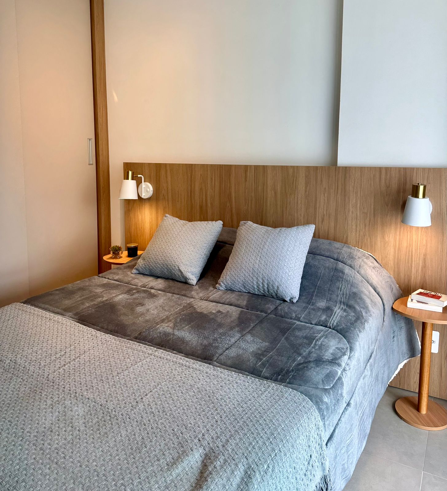 Imagem Apartamento com 1 Quarto para Alugar, 27 m²em Cerqueira César - São Paulo