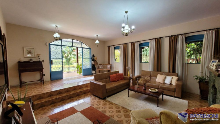 Imagem Casa com 7 Quartos à Venda, 610 m² em Vila Maria Regina - Juatuba Imagem Casa com 7 Quartos à Venda, 610 m² em Vila Maria Regina - Juatuba