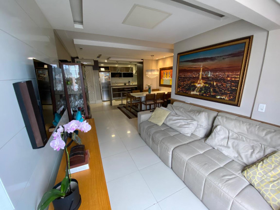 Apartamento com 2 Quartos à Venda,  em Comerciário - Criciúma