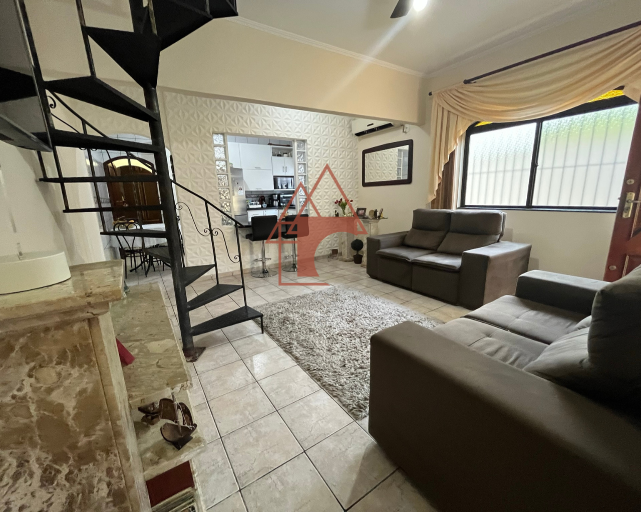 Imagem Casa com 2 Quartos à Venda, 131 m²em Vila Ponte Nova - Cubatão