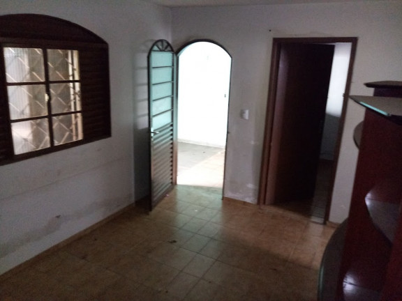 Imagem Casa com 3 Quartos à Venda, 250 m² em Taguatinga Norte (Taguatinga) - Brasília