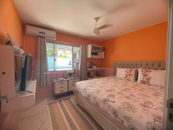 Imagem Casa com 5 Quartos à Venda, em Mariluz - Itapoá Imagem Casa com 5 Quartos à Venda, em Mariluz - Itapoá