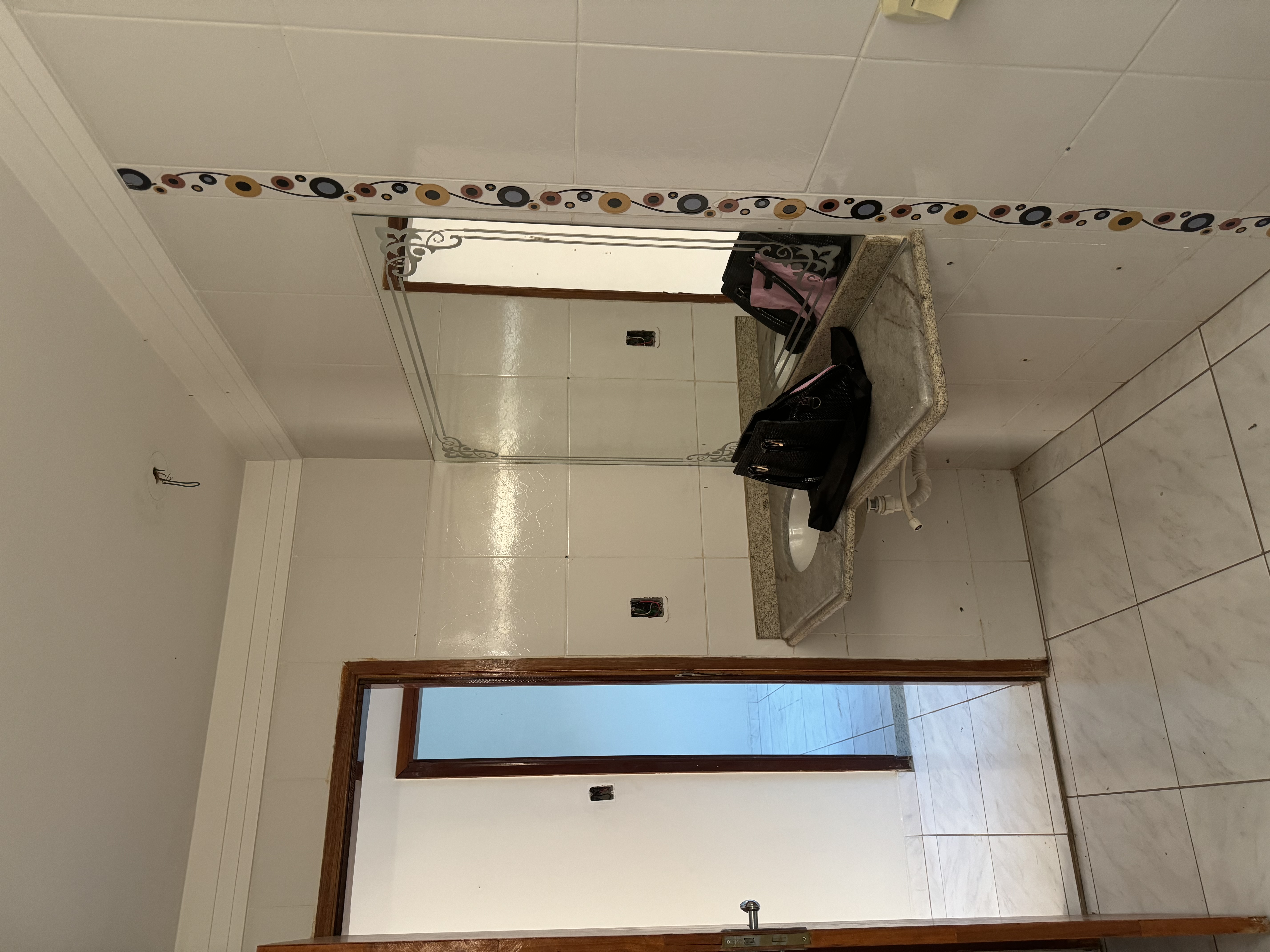 Imagem Casa com 3 Quartos para Alugar, 230 m² em Setor Bueno - Goiânia