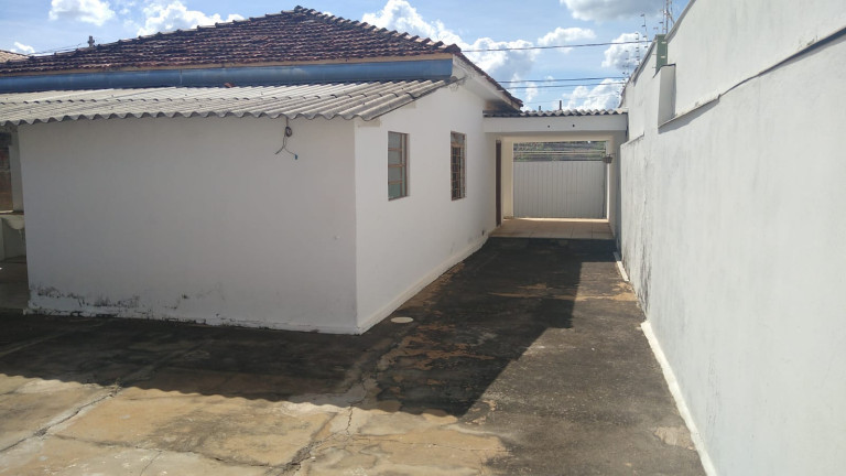 Imagem Casa com 2 Quartos à Venda, em Amizade - Araçatuba Imagem Casa com 2 Quartos à Venda, em Amizade - Araçatuba