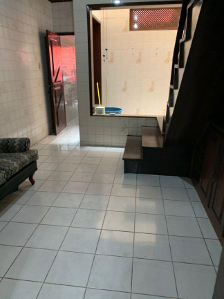 Imagem Casa com 3 Quartos para Alugar, 1 m² em Centro - São Luís