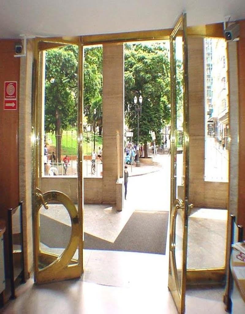 Imagem Sala Comercial à Venda ou Locação, 31 m²em Centro - São Paulo