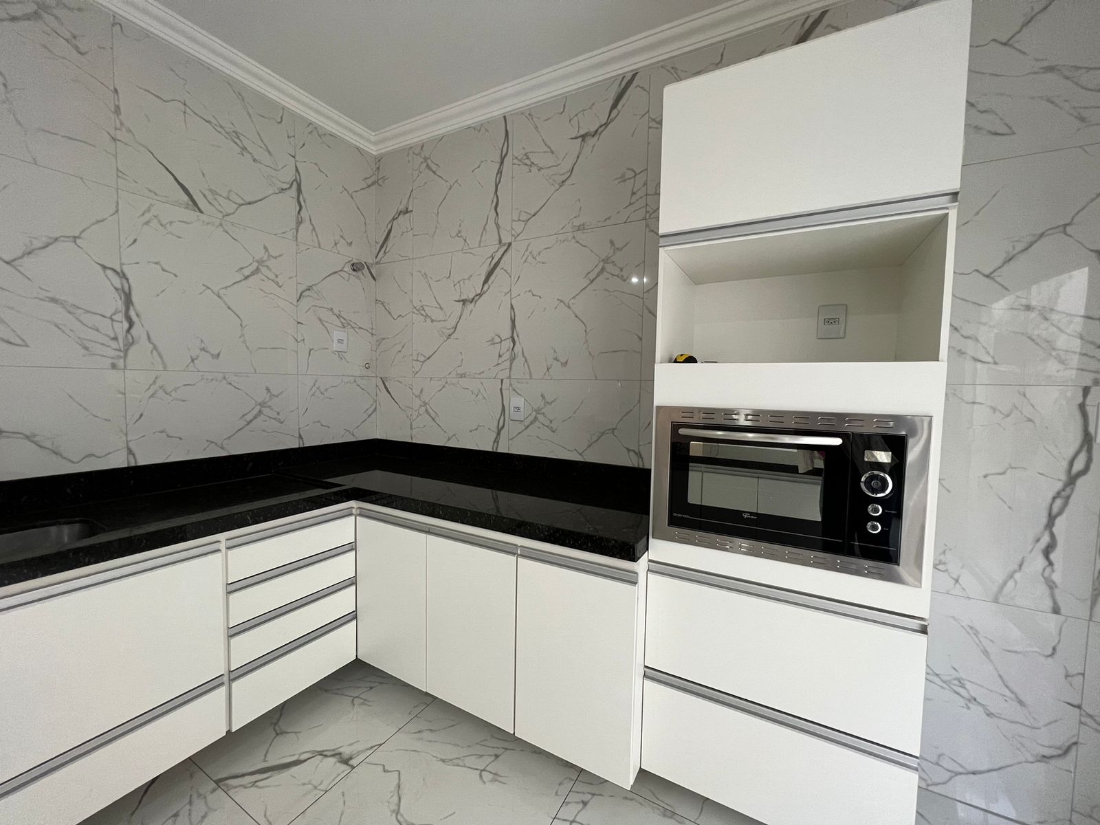 Imagem Casa com 3 Quartos à Venda, 190 m²em Saraiva - Uberlândia Imagem Casa com 3 Quartos à Venda, 190 m²em Saraiva - Uberlândia