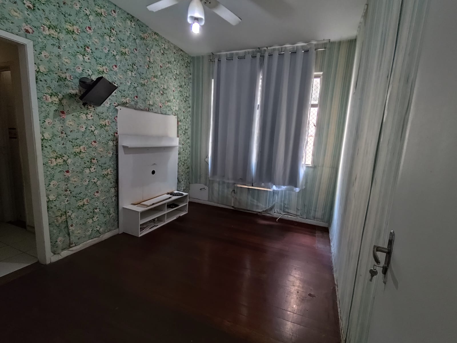 Imagem Apartamento com 4 Quartos à Venda, 225 m²em Icaraí - Niterói
