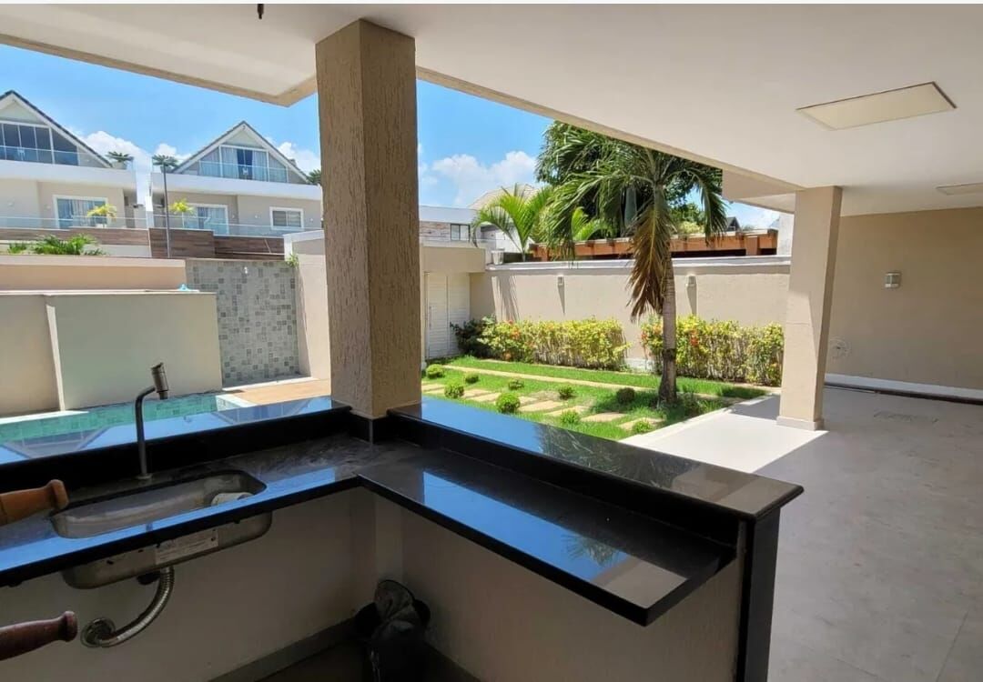 Imagem Casa com 4 Quartos para Alugar, 360 m²em Recreio dos Bandeirantes - Rio de Janeiro