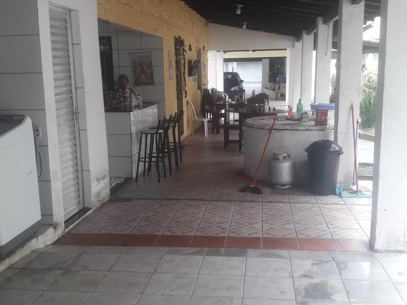 Imagem Casa com 5 Quartos à Venda, 11 m²em Ponta Grossa (Icoaraci) - Belém Imagem Casa com 5 Quartos à Venda, 11 m²em Ponta Grossa (Icoaraci) - Belém