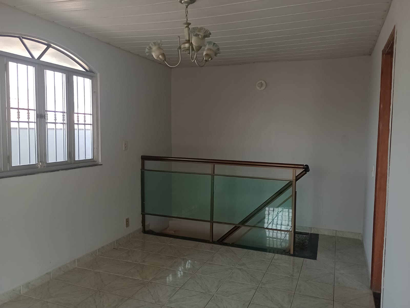 Imagem Casa com 4 Quartos à Venda, 200 m² em Bangu - Rio de Janeiro Imagem Casa com 4 Quartos à Venda, 200 m² em Bangu - Rio de Janeiro