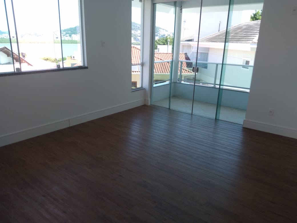 Imagem Casa de Condomínio com 5 Quartos à Venda, 259 m² em João Paulo - Florianópolis Imagem Casa de Condomínio com 5 Quartos à Venda, 259 m² em João Paulo - Florianópolis