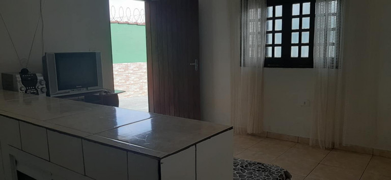 Imagem Casa com 1 Quarto à Venda, 70 m² em Vera Stellaq - Mongaguá Imagem Casa com 1 Quarto à Venda, 70 m² em Vera Stellaq - Mongaguá