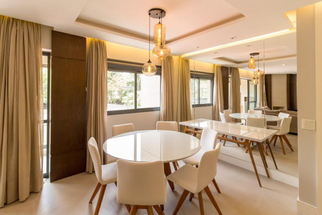 Imagem Apartamento com 3 Quartos à Venda, 125 m² em Hugo Lange - Curitiba Imagem Apartamento com 3 Quartos à Venda, 125 m² em Hugo Lange - Curitiba