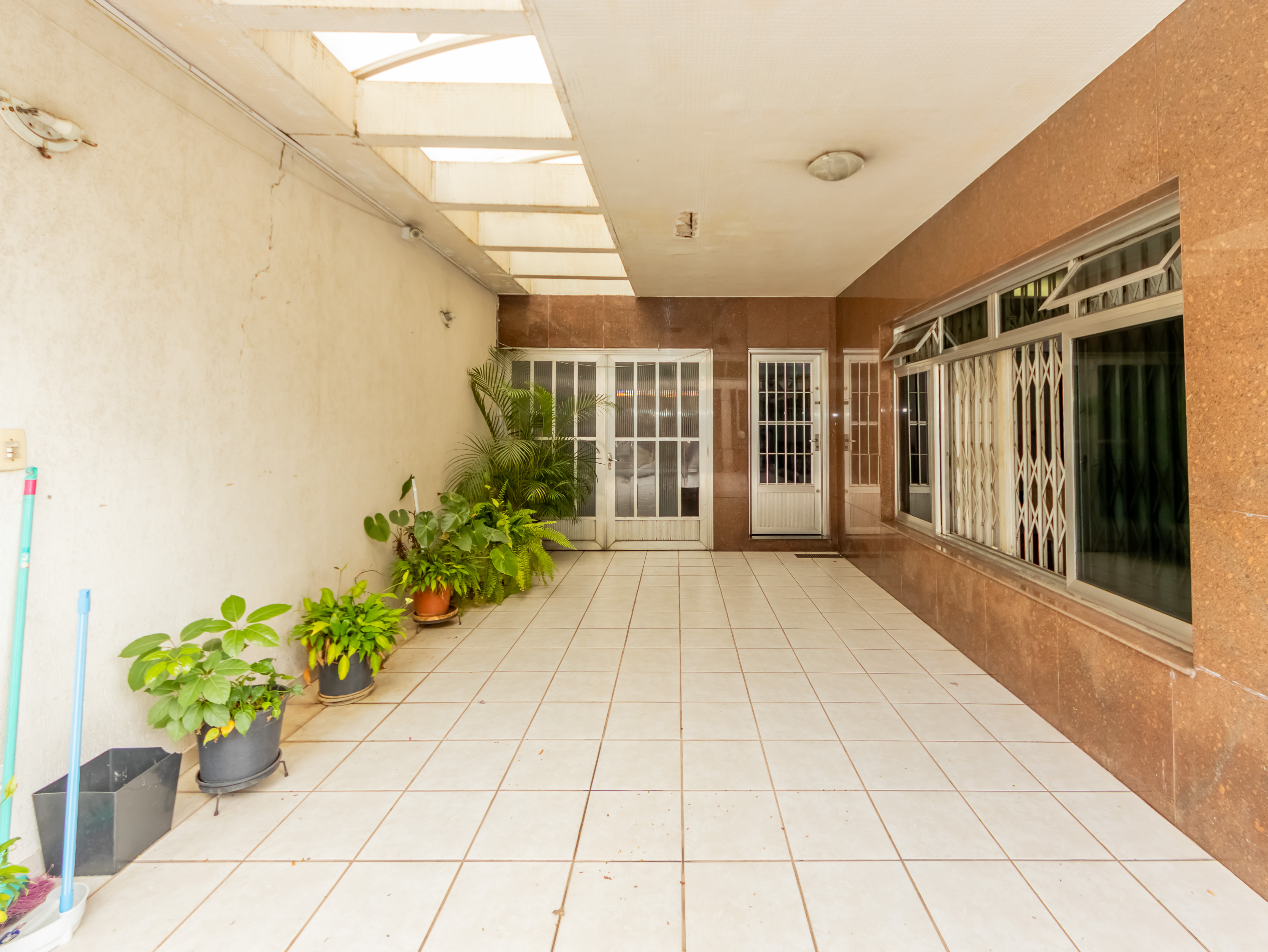 Imagem Sobrado com 3 Quartos à Venda, 300 m² em Vila Lúcia Elvira - São Paulo