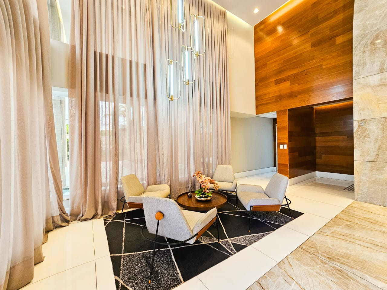 Imagem Apartamento com 3 Quartos à Venda, 217 m²em Tirol - Natal Imagem Apartamento com 3 Quartos à Venda, 217 m²em Tirol - Natal