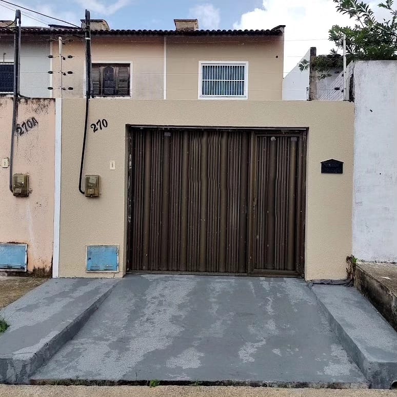 Casa com 2 Quartos à Venda, 85 m²em Prefeito José Walter - Fortaleza
