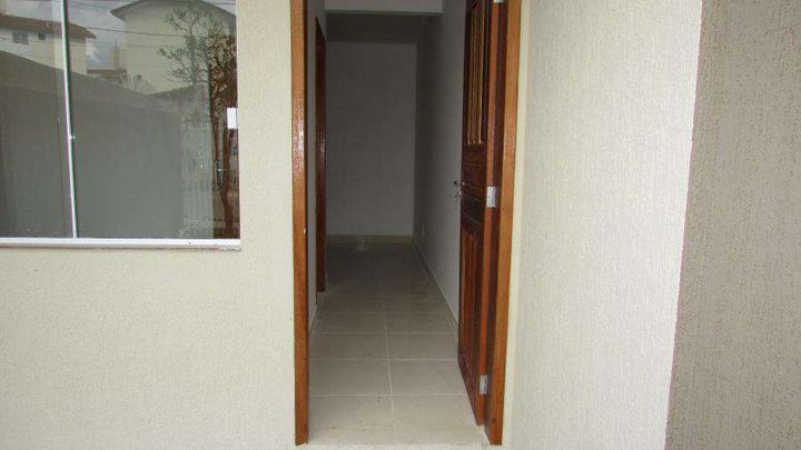 Casa com 2 Quartos à Venda, 38 m² em Tatuquara - Curitiba