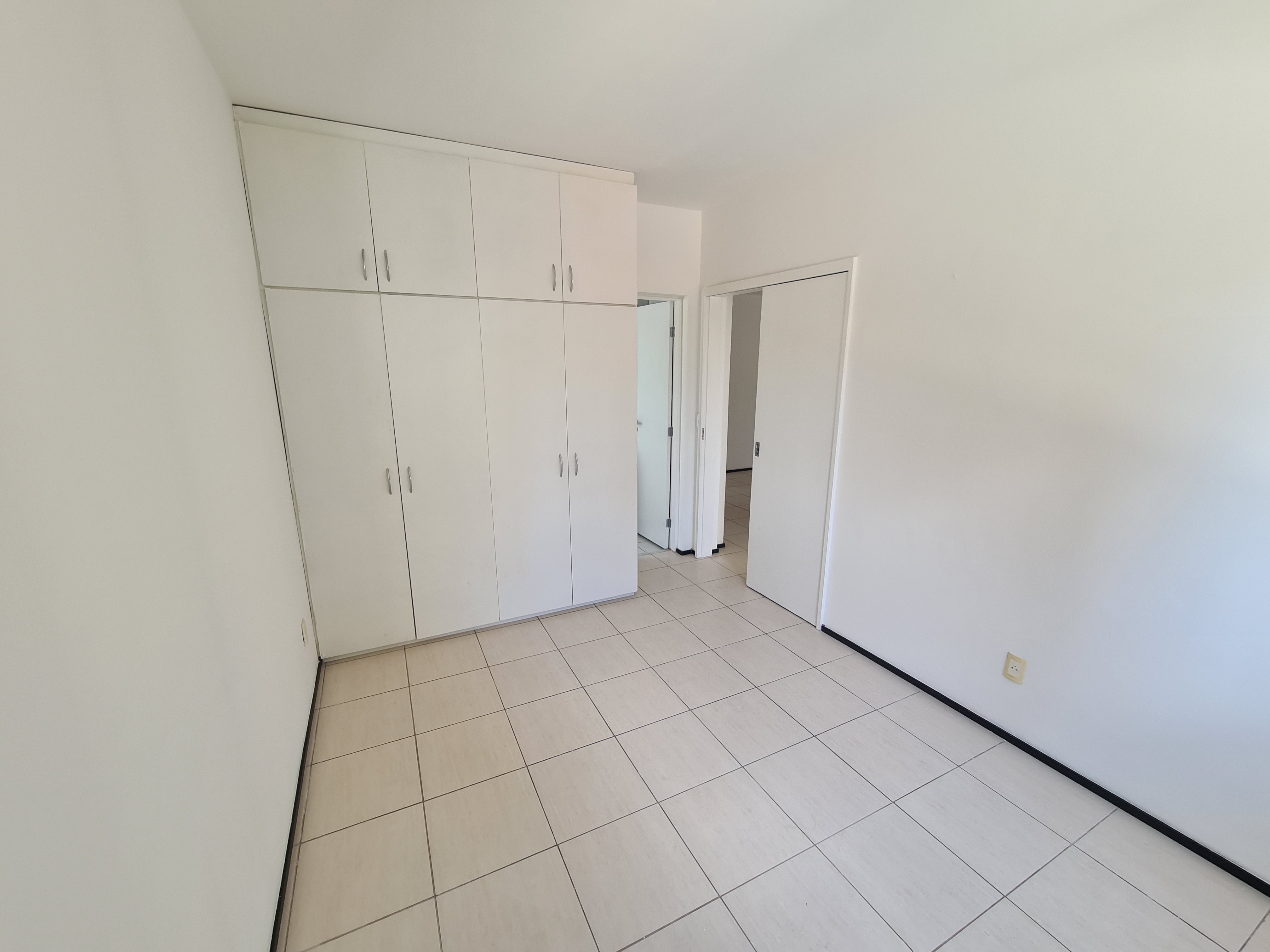 Imagem Apartamento com 3 Quartos para Alugar, 83 m²em Meireles - Fortaleza Imagem Apartamento com 3 Quartos para Alugar, 83 m²em Meireles - Fortaleza
