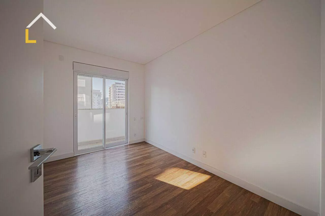 Imagem Apartamento com 3 Quartos à Venda, 148 m² em América - Joinville