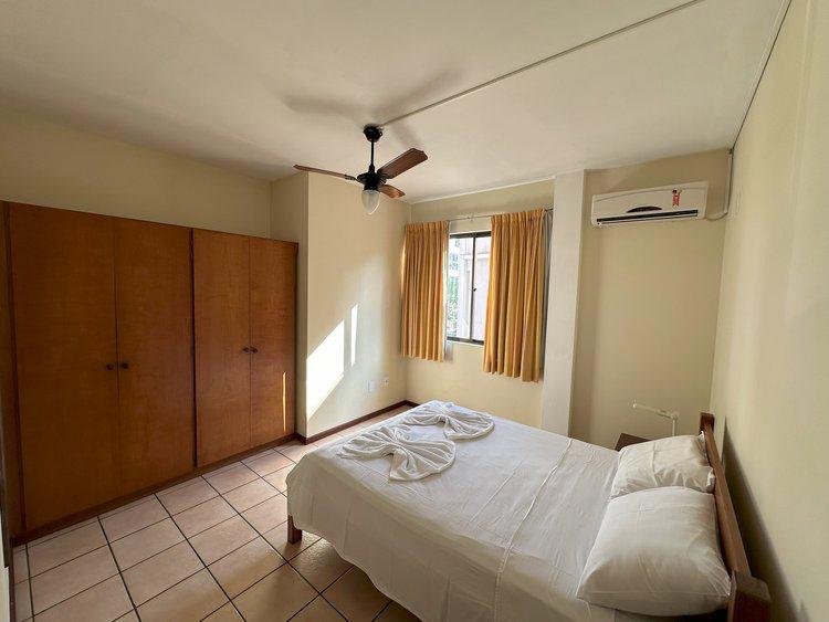 Imagem Apartamento com 2 Quartos para Temporada, 75 m² em Canasvieiras - Florianópolis Imagem Apartamento com 2 Quartos para Temporada, 75 m² em Canasvieiras - Florianópolis