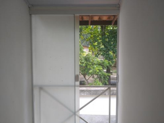 Imagem Casa de Condomínio com 2 Quartos para Alugar, 79 m² em Maria Paula - São Gonçalo