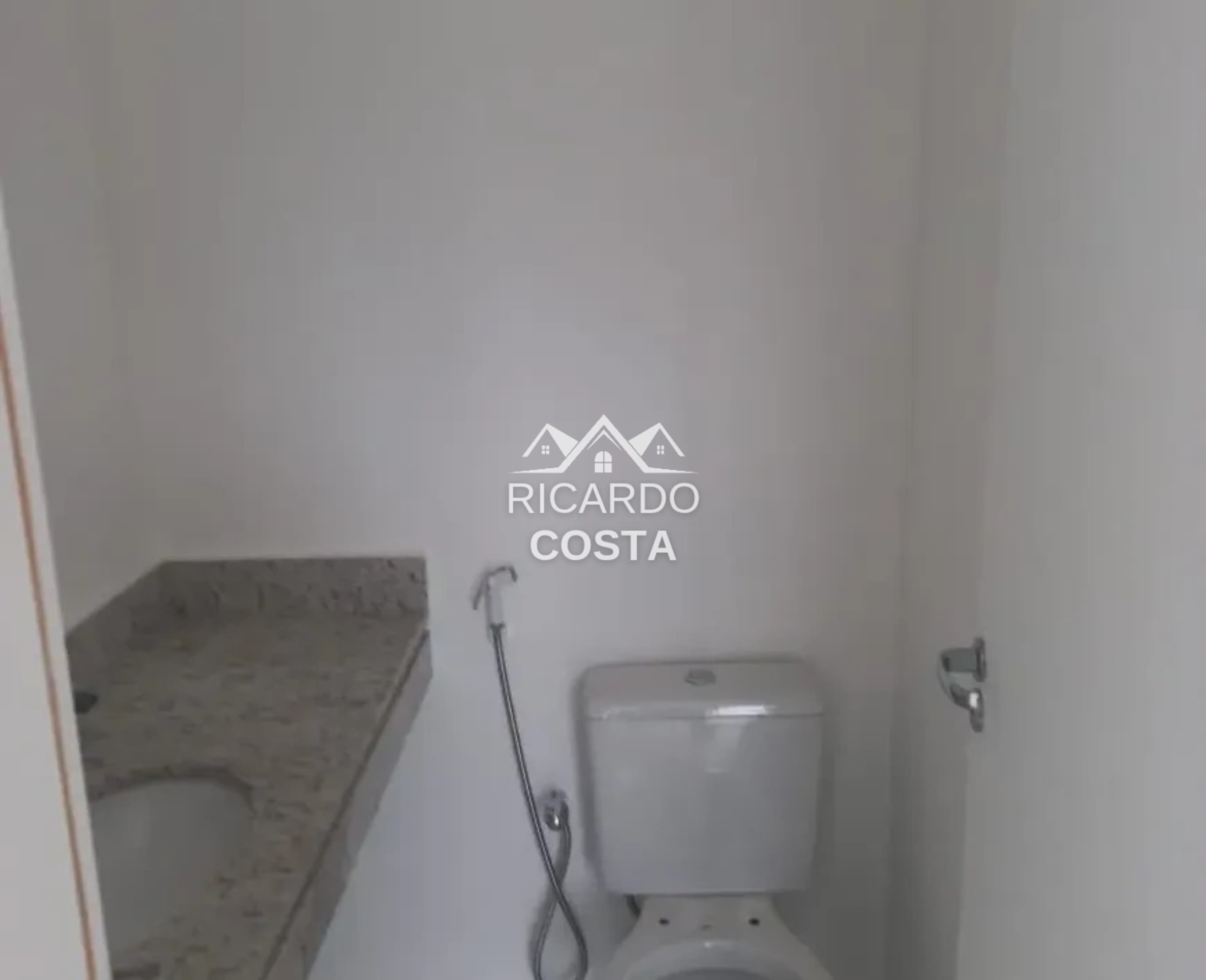 Imagem Cobertura com 4 Quartos para Alugar, 187 m² em Freguesia (Jacarepaguá) - Rio de Janeiro Imagem Cobertura com 4 Quartos para Alugar, 187 m² em Freguesia (Jacarepaguá) - Rio de Janeiro