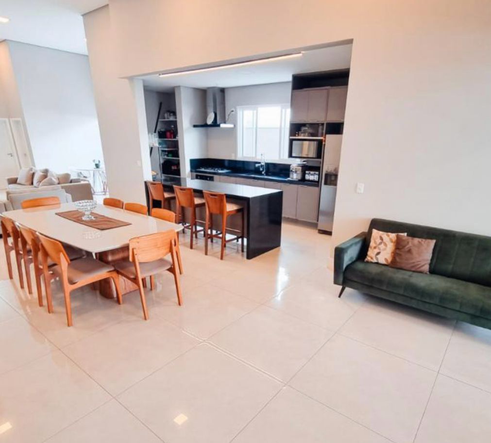 Imagem Casa de Condomínio com 3 Quartos à Venda, 270 m²em Medeiros - Jundiaí