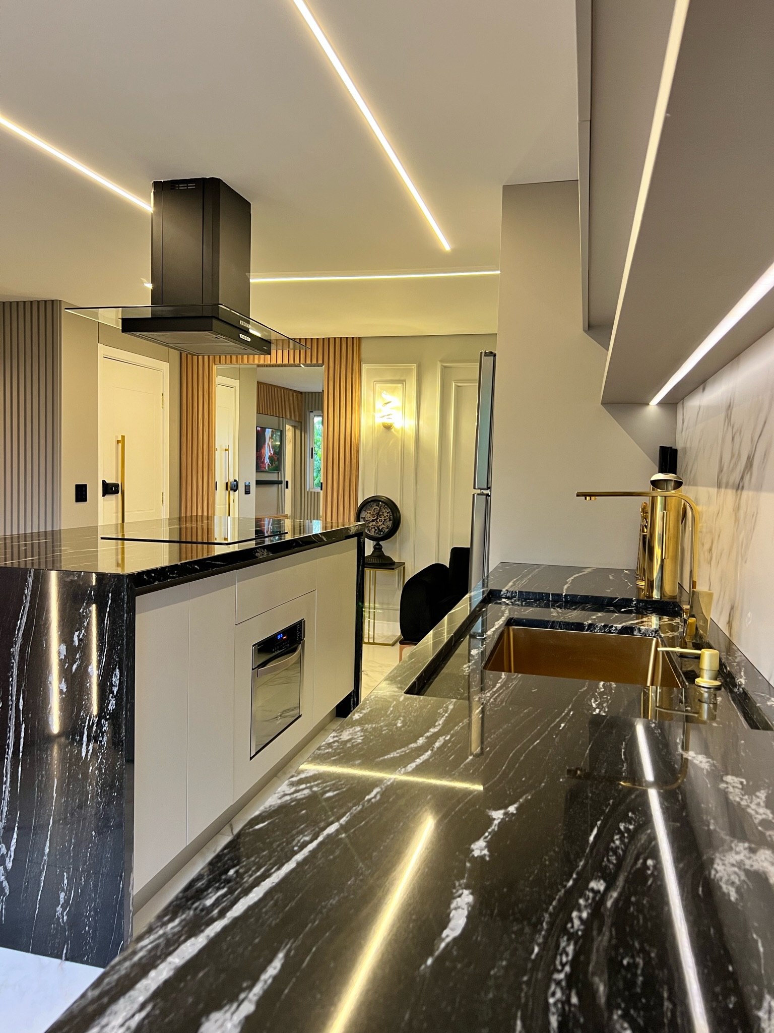 Imagem Apartamento com 3 Quartos à Venda, 114 m²em Cascatinha - Curitiba Imagem Apartamento com 3 Quartos à Venda, 114 m²em Cascatinha - Curitiba