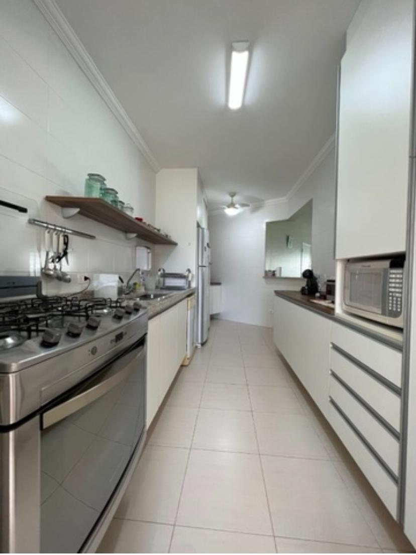 Imagem Apartamento com 4 Quartos para Temporada, 212 m² em Riviera - Bertioga