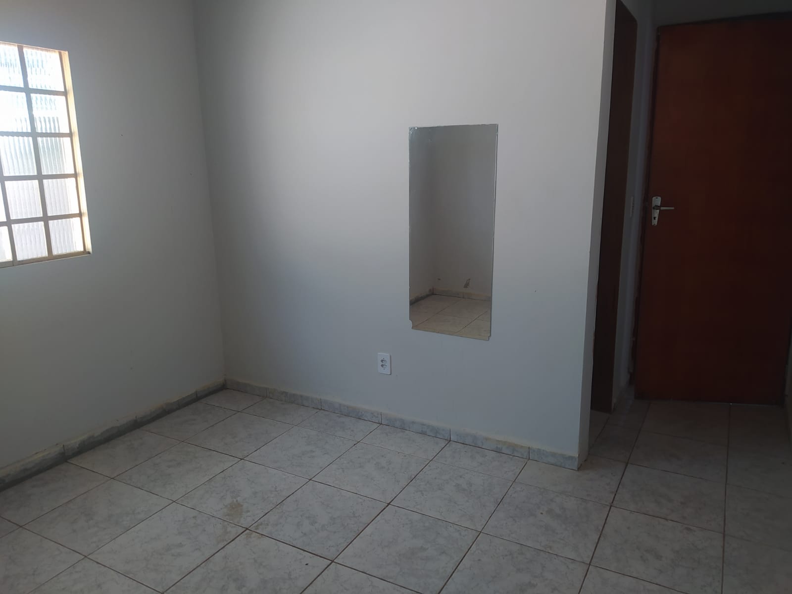 Imagem Casa com 2 Quartos à Venda, 75 m² em Industrial Santo Antônio - Aparecida de Goiânia Imagem Casa com 2 Quartos à Venda, 75 m² em Industrial Santo Antônio - Aparecida de Goiânia