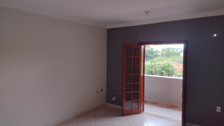 Imagem Sobrado com 3 Quartos para Alugar, 140 m²em Jardim das Laranjeiras - Limeira