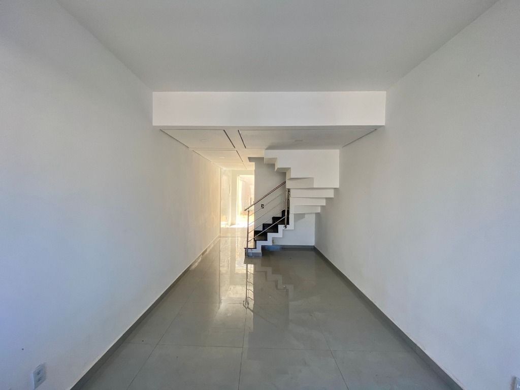 Imagem Casa com 2 Quartos à Venda, 68 m² em Lagoinha Leblon (Venda Nova) - Belo Horizonte Imagem Casa com 2 Quartos à Venda, 68 m² em Lagoinha Leblon (Venda Nova) - Belo Horizonte
