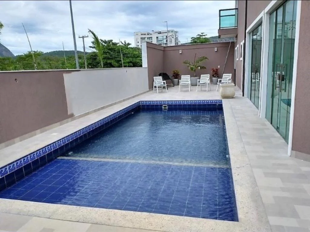 Imagem Casa com 4 Quartos à Venda, 683 m²em Camboinhas - Niterói Imagem Casa com 4 Quartos à Venda, 683 m²em Camboinhas - Niterói