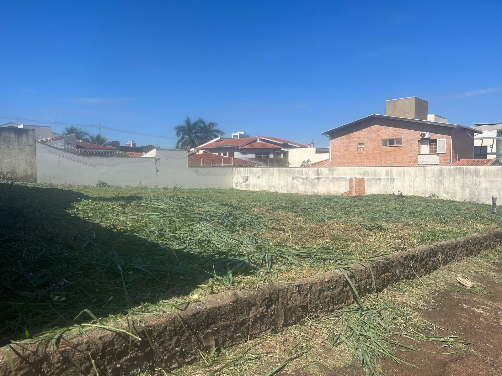 Imagem Terreno à Venda, 350 metro em Vila Ana Maria - Ribeirão Preto Imagem Terreno à Venda, 350 metro em Vila Ana Maria - Ribeirão Preto