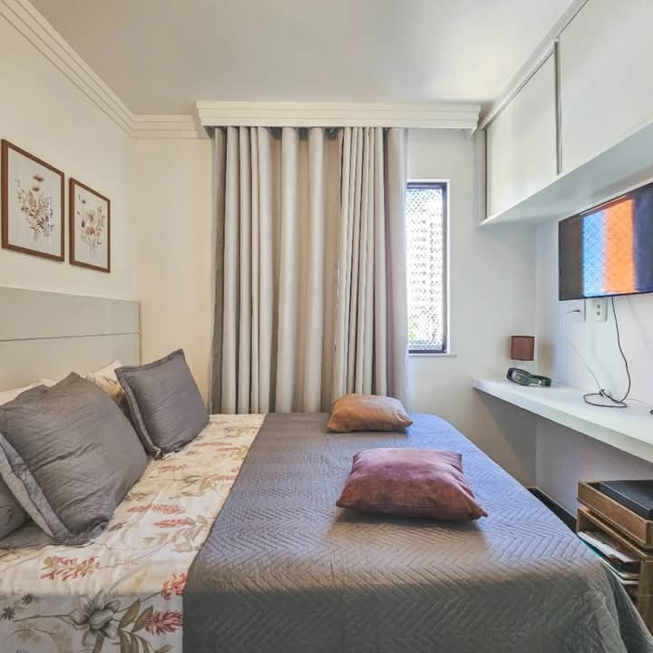 Imagem Apartamento com 3 Quartos à Venda, 70 m² em Imbuí - Salvador