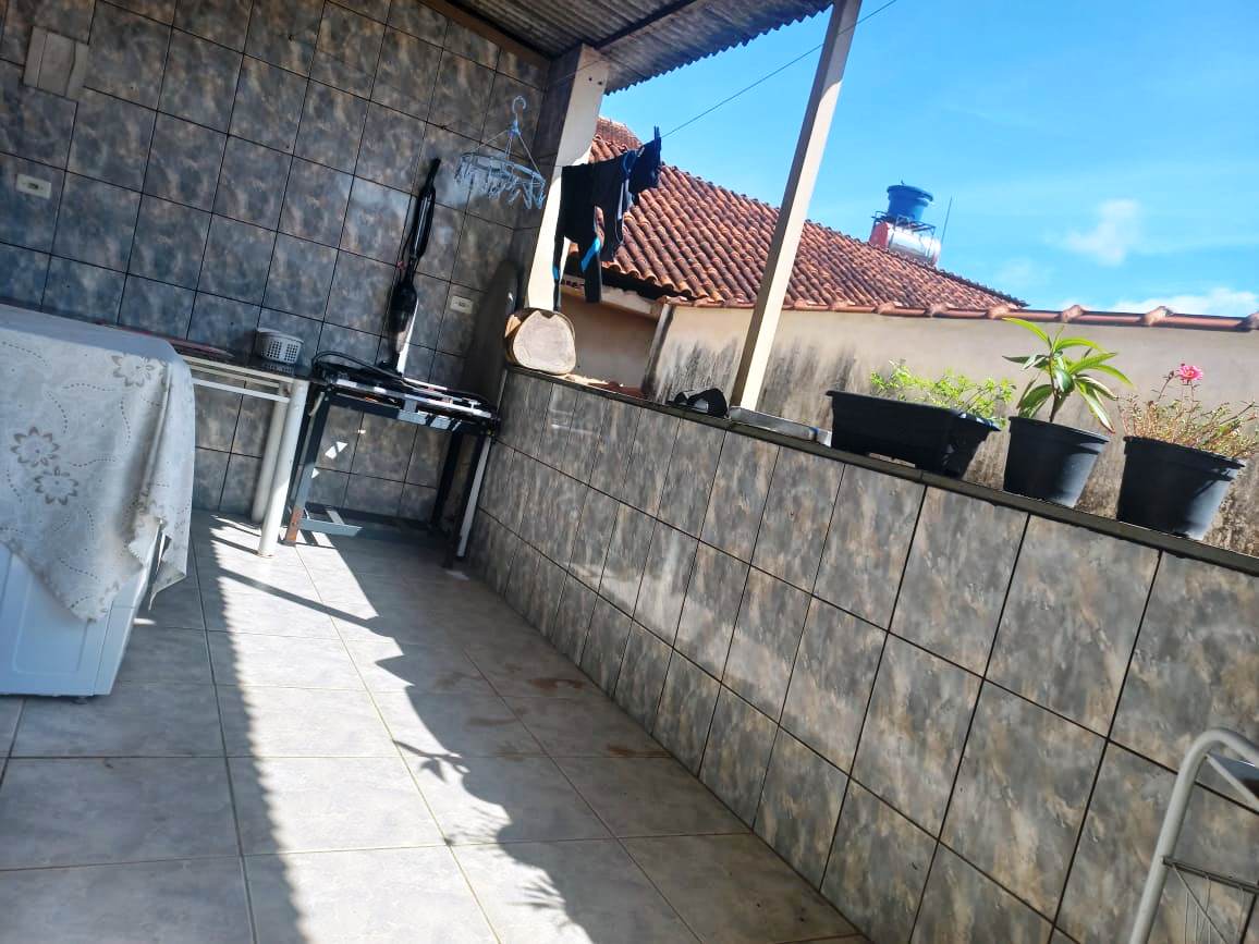 Imagem Casa com 4 Quartos à Venda, 167 m² em Country Club - Poços de Caldas Imagem Casa com 4 Quartos à Venda, 167 m² em Country Club - Poços de Caldas