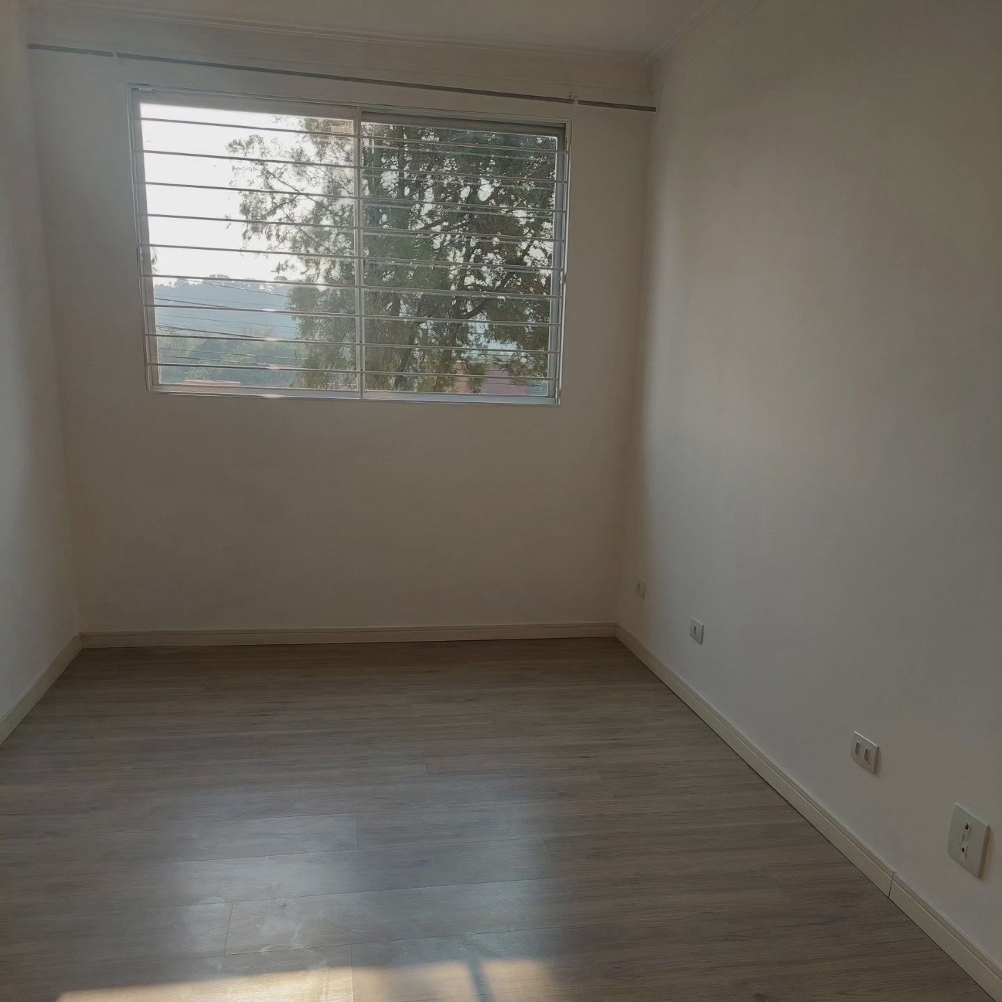 Imagem Apartamento com 2 Quartos para Alugar, 57 m²em Portão - Curitiba