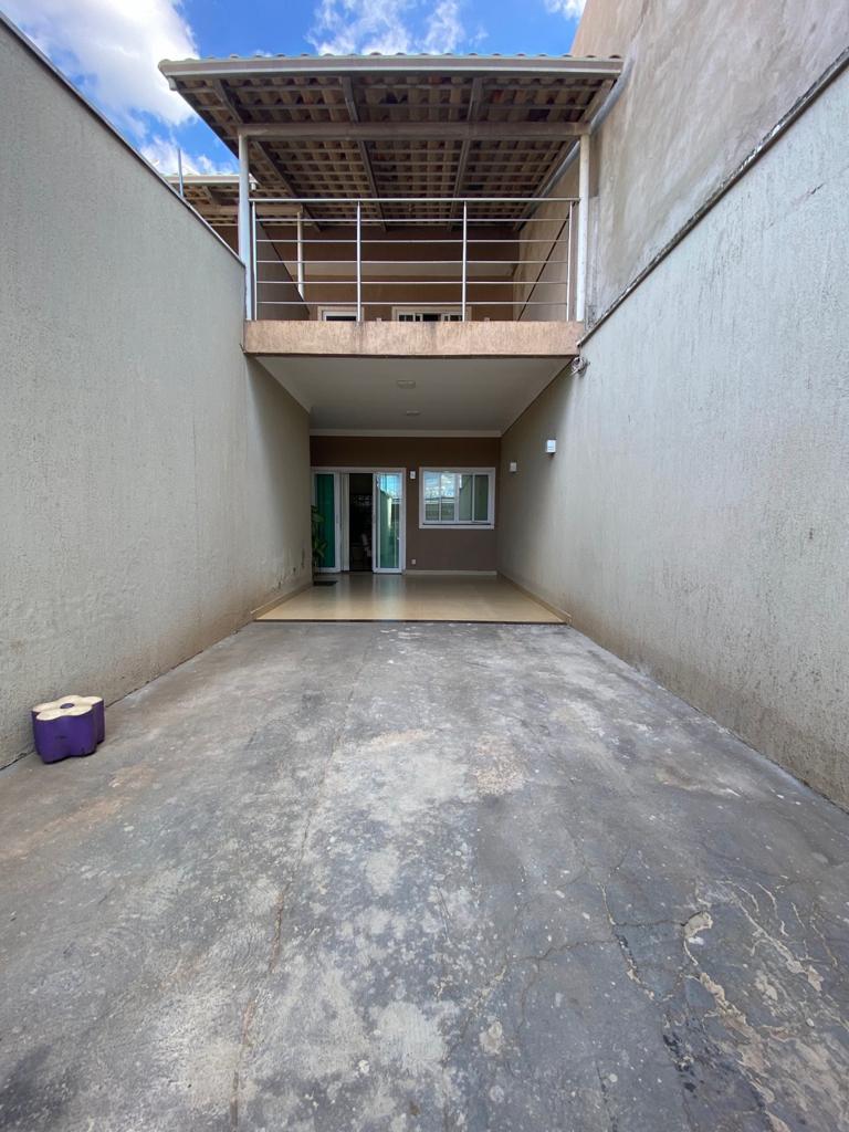 Imagem Sobrado com 5 Quartos à Venda, 250 m²em Residencial Humaitá - Goiânia Imagem Sobrado com 5 Quartos à Venda, 250 m²em Residencial Humaitá - Goiânia