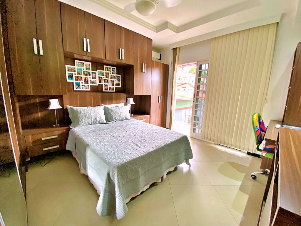 Imagem Casa com 3 Quartos à Venda, 266 m² em Planalto - Belo Horizonte Imagem Casa com 3 Quartos à Venda, 266 m² em Planalto - Belo Horizonte
