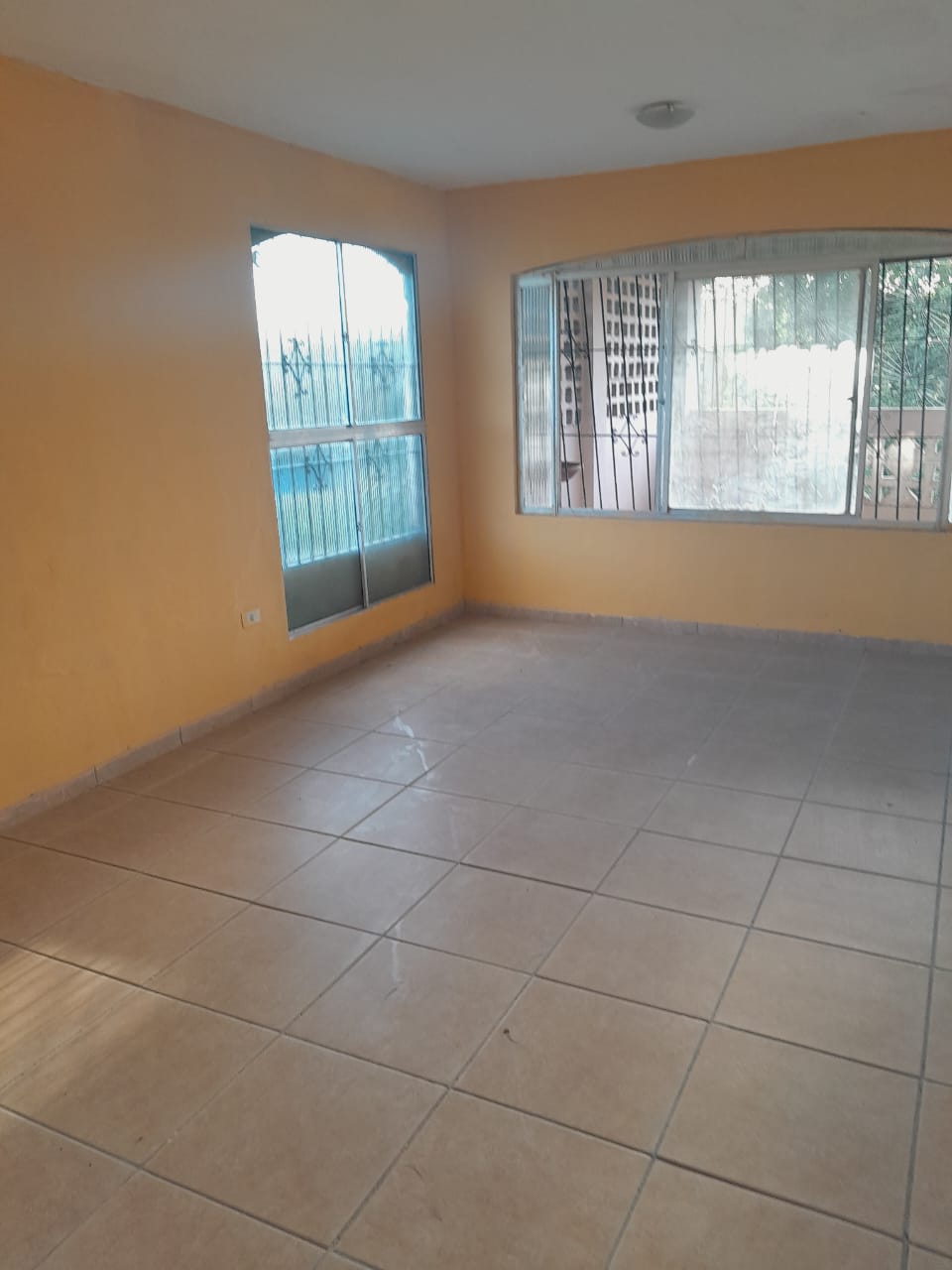 Imagem Casa com 3 Quartos à Venda, 200 m²em Engenho Velho - Jaboatão dos Guararapes Imagem Casa com 3 Quartos à Venda, 200 m²em Engenho Velho - Jaboatão dos Guararapes
