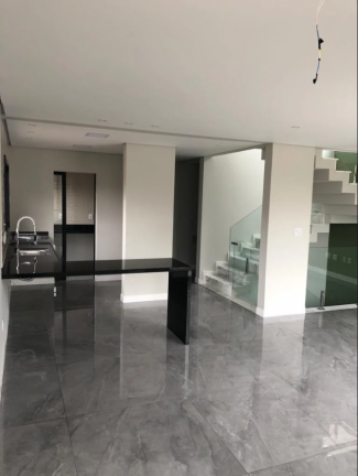 Imagem Casa de Condomínio com 3 Quartos à Venda, 222 m² em Fazenda Rodeio - Mogi das Cruzes Imagem Casa de Condomínio com 3 Quartos à Venda, 222 m² em Fazenda Rodeio - Mogi das Cruzes