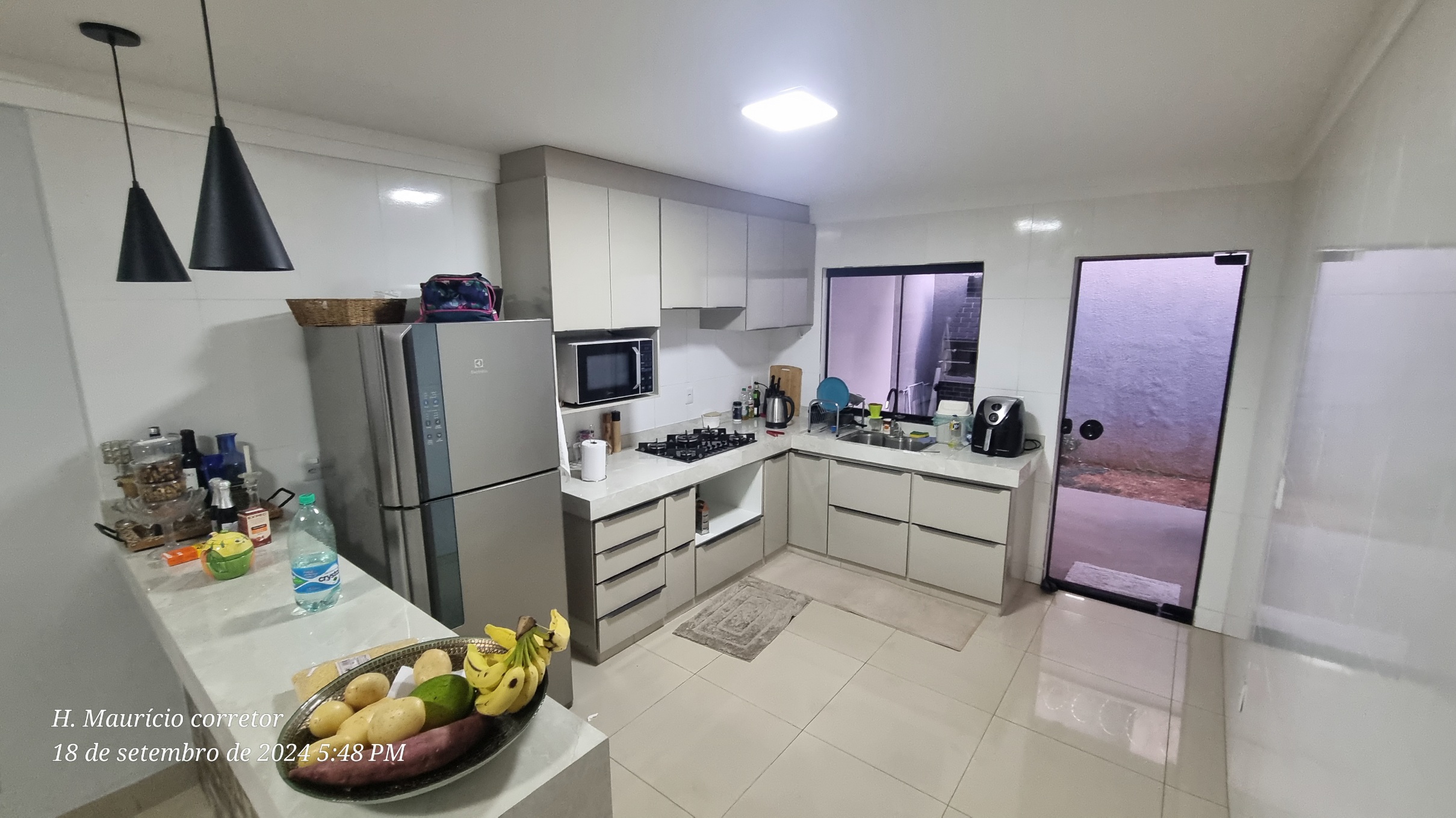Imagem Sobrado com 4 Quartos à Venda, 174 m²em Residencial Alice Barbosa - Goiânia Imagem Sobrado com 4 Quartos à Venda, 174 m²em Residencial Alice Barbosa - Goiânia