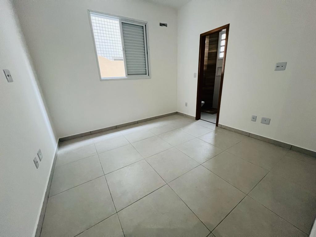 Imagem Casa com 3 Quartos à Venda, 95 m²em Campo Grande - Santos