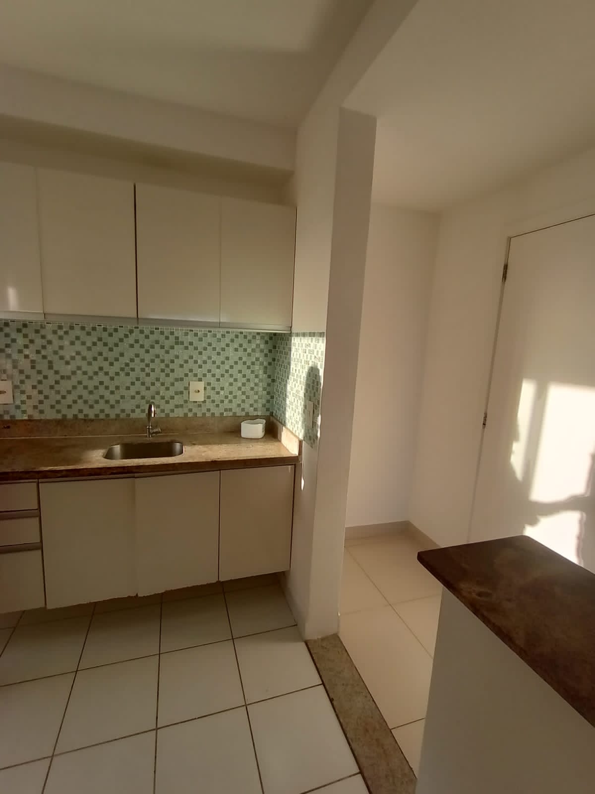 Imagem Apartamento com 3 Quartos para Alugar, 81 m²em Piatã - Salvador Imagem Apartamento com 3 Quartos para Alugar, 81 m²em Piatã - Salvador