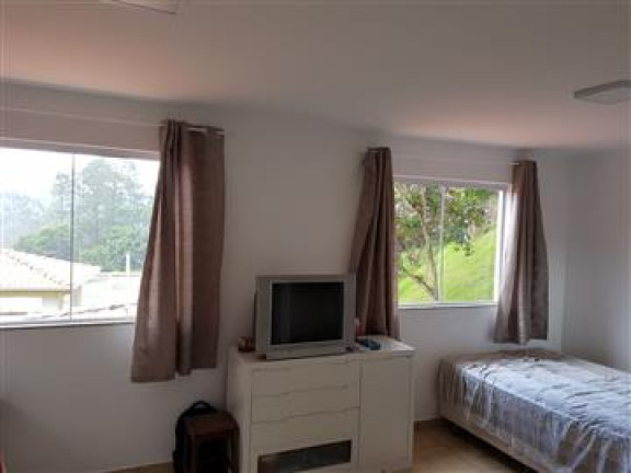 Imagem Casa de Condomínio com 4 Quartos à Venda, 230 m² em Pirucaia - Mairiporã