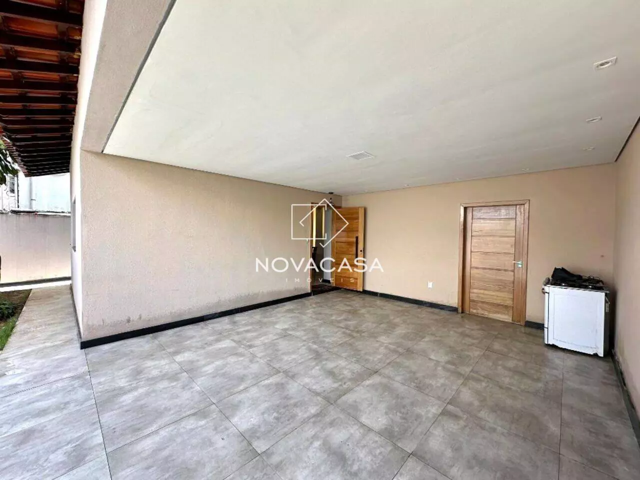 Imagem Casa com 5 Quartos à Venda, 250 m² em Rio Branco - Belo Horizonte Imagem Casa com 5 Quartos à Venda, 250 m² em Rio Branco - Belo Horizonte
