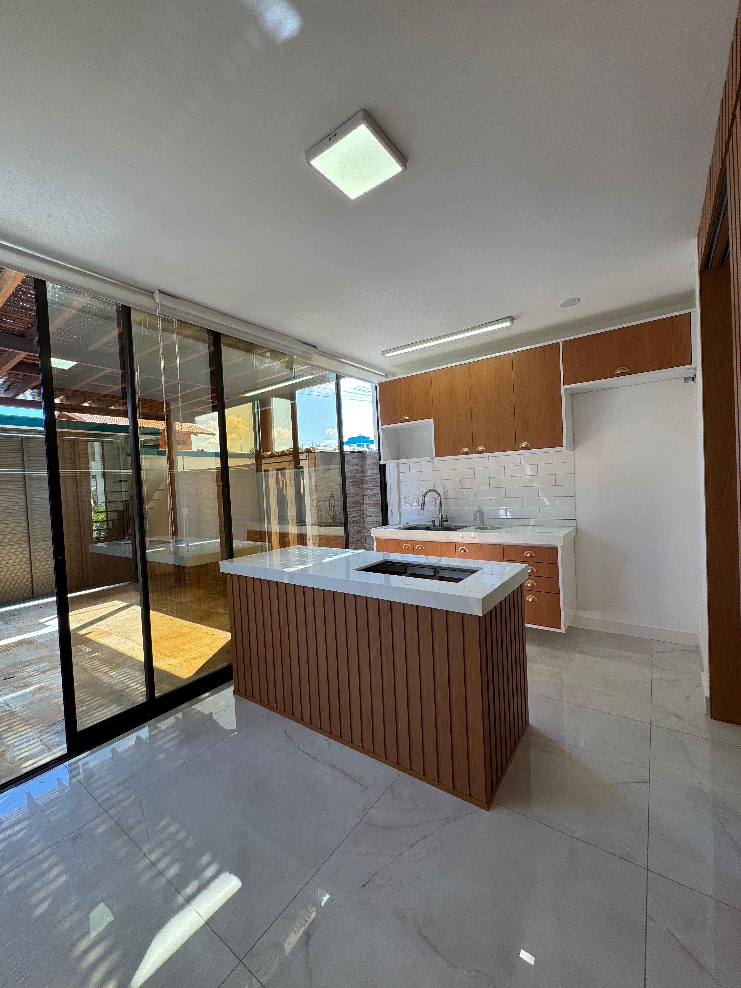 Imagem Casa de Condomínio com 2 Quartos à Venda, 82 m² em PORTO DAS DUNAS - Aquiraz Imagem Casa de Condomínio com 2 Quartos à Venda, 82 m² em PORTO DAS DUNAS - Aquiraz