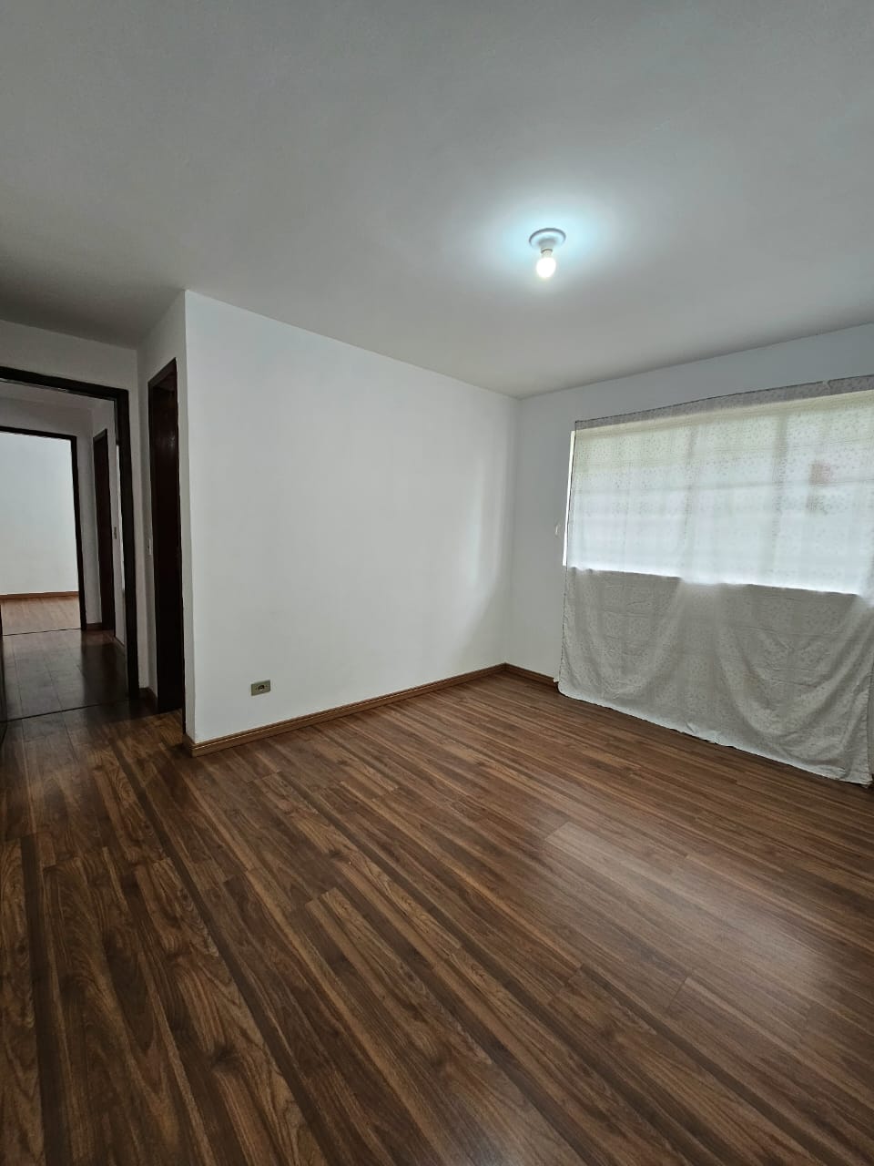 Imagem Casa com 3 Quartos à Venda, 123 m²em Bairro Alto - Curitiba Imagem Casa com 3 Quartos à Venda, 123 m²em Bairro Alto - Curitiba